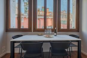 Ca' Vida Apartments
