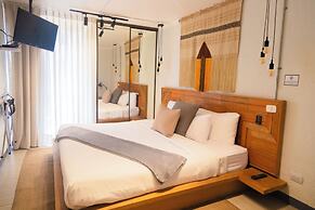 Miraflores NAIA Apartments