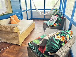 Howler Jungle House