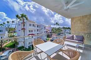 Coral Breeze Beach Apartment Punta Cana