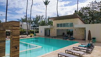 Coral Breeze Beach Apartment Punta Cana