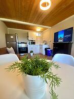 South Shore Suites