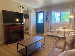 South Shore Suites