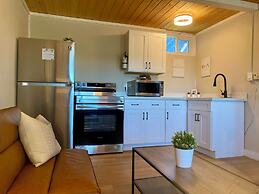 South Shore Suites