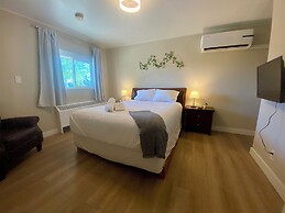 South Shore Suites