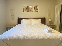 South Shore Suites
