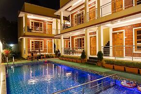 Hotel Nagavkars Palace
