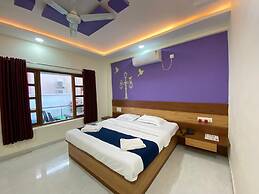 Hotel Nagavkars Palace