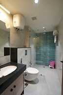 Hotel Square 36