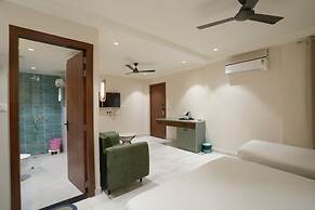 Hotel Square 36