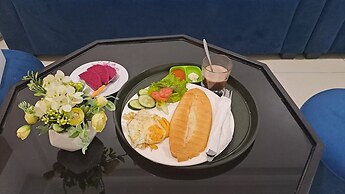 HT Airport Inn
