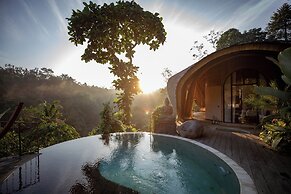 Belalu Bali Boutique & Spa Experience