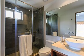 Aldea Zama Penthouse w Private Rooftop Jacuzzi
