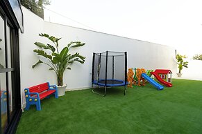 Zani's Villa