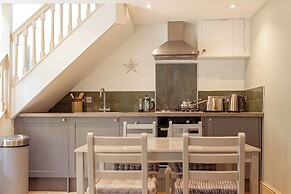 Mill House & Cottage - on Cotswold Way