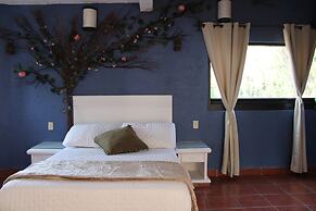 HOTEL MYTHOS