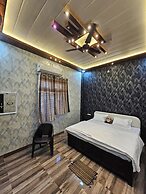 Vinayak Guest House BnB