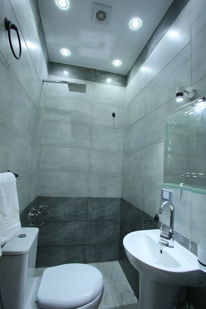 Capital City Hotel