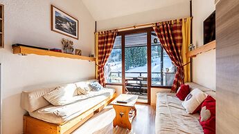 Apartment in Morillon Near Ski Slopes