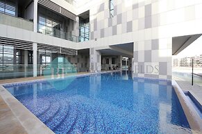 Bloomfields Luxury 2BR Duplex Raha Loft