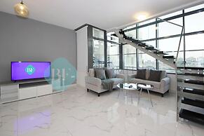 Bloomfields Luxury 2BR Duplex Raha Loft
