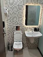 Al Bayt Hotel