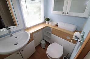 Cozy Chalet in Tzummarum