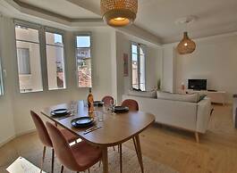 Apartment in Antibes Near Sandy Beaches