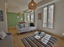 Apartment in Antibes Near Sandy Beaches
