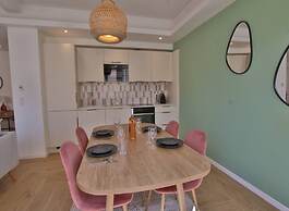 Apartment in Antibes Near Sandy Beaches