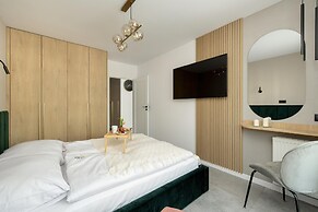 Comfortable Apartment, Sauna and Indoor Pool