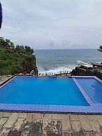 Teras Kaca