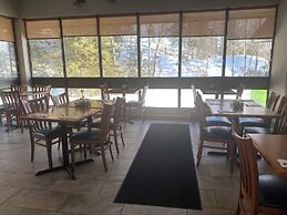 Sunset Inn Kenora
