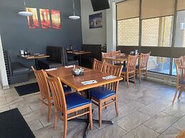 Sunset Inn Kenora