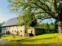 The Oak Lodge