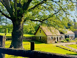 The Oak Lodge