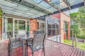 StayAU Gorgeous 5BR BBQ Home Geelong