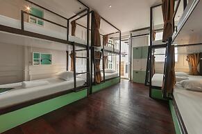 Hanoi Traveller House