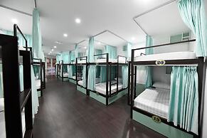 Hanoi Traveller House