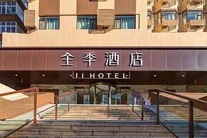 Full Season Hotel