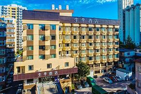 Full Season Hotel