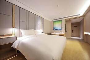 Full Season Hotel