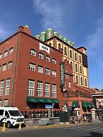 Full Season Hotel