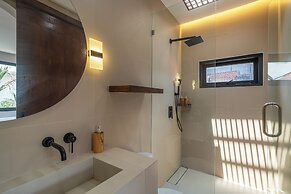 Nova Oasis 1