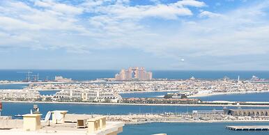 LUX  The Dubai Eye Sea View Suite