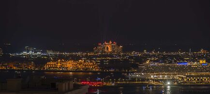 LUX  The Dubai Eye Sea View Suite