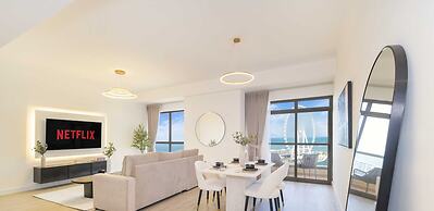 LUX  The Dubai Eye Sea View Suite