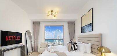 LUX  The Dubai Eye Sea View Suite