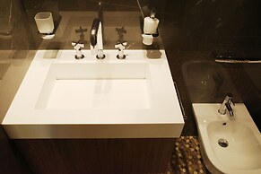 Porta Nuova Suites