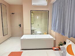 Hotel Fun Regency